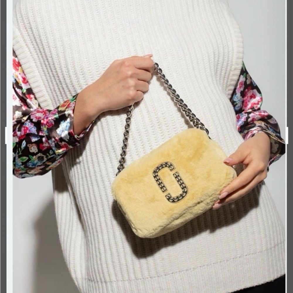 Marc Jacobs The Plush Snapshot crossbody bag